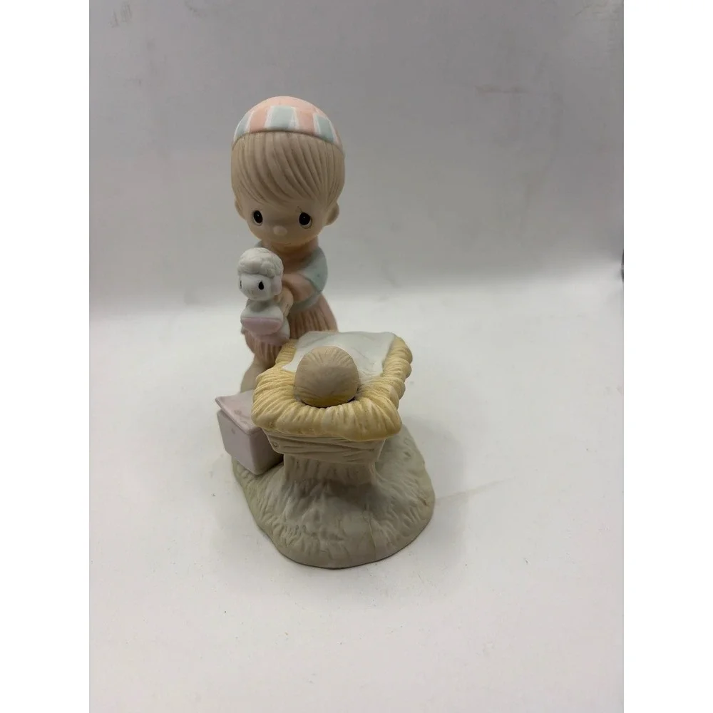Precious Moments Christmas Is A Time To Share Shepherd‎ Manger Figurine E-2355